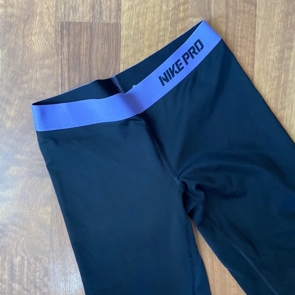 Nike PRO crop leggings - Picture 2 of 3